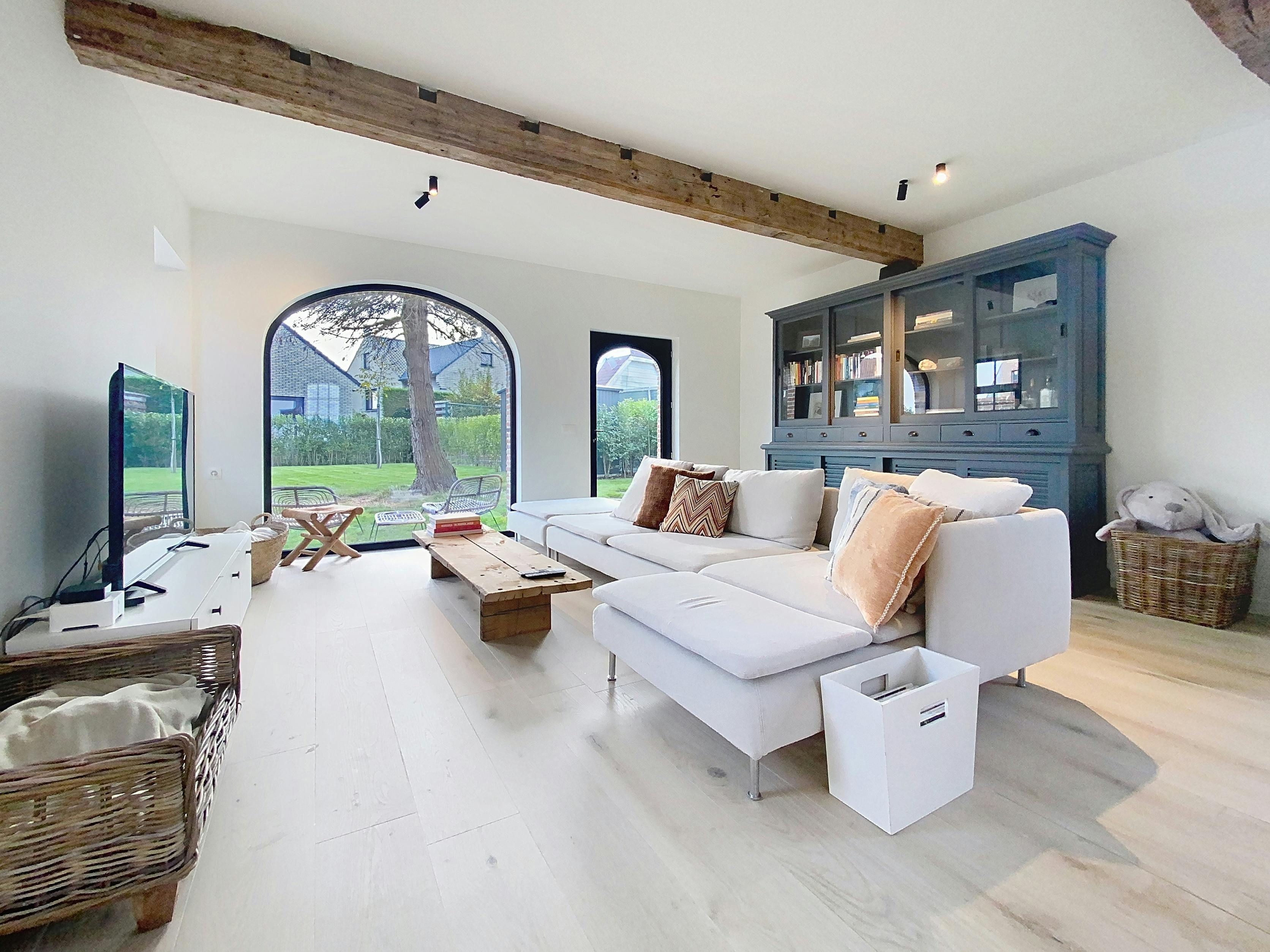 Prachtige nieuwbouw met landelijk karakter en 3 slaapkamers foto 2