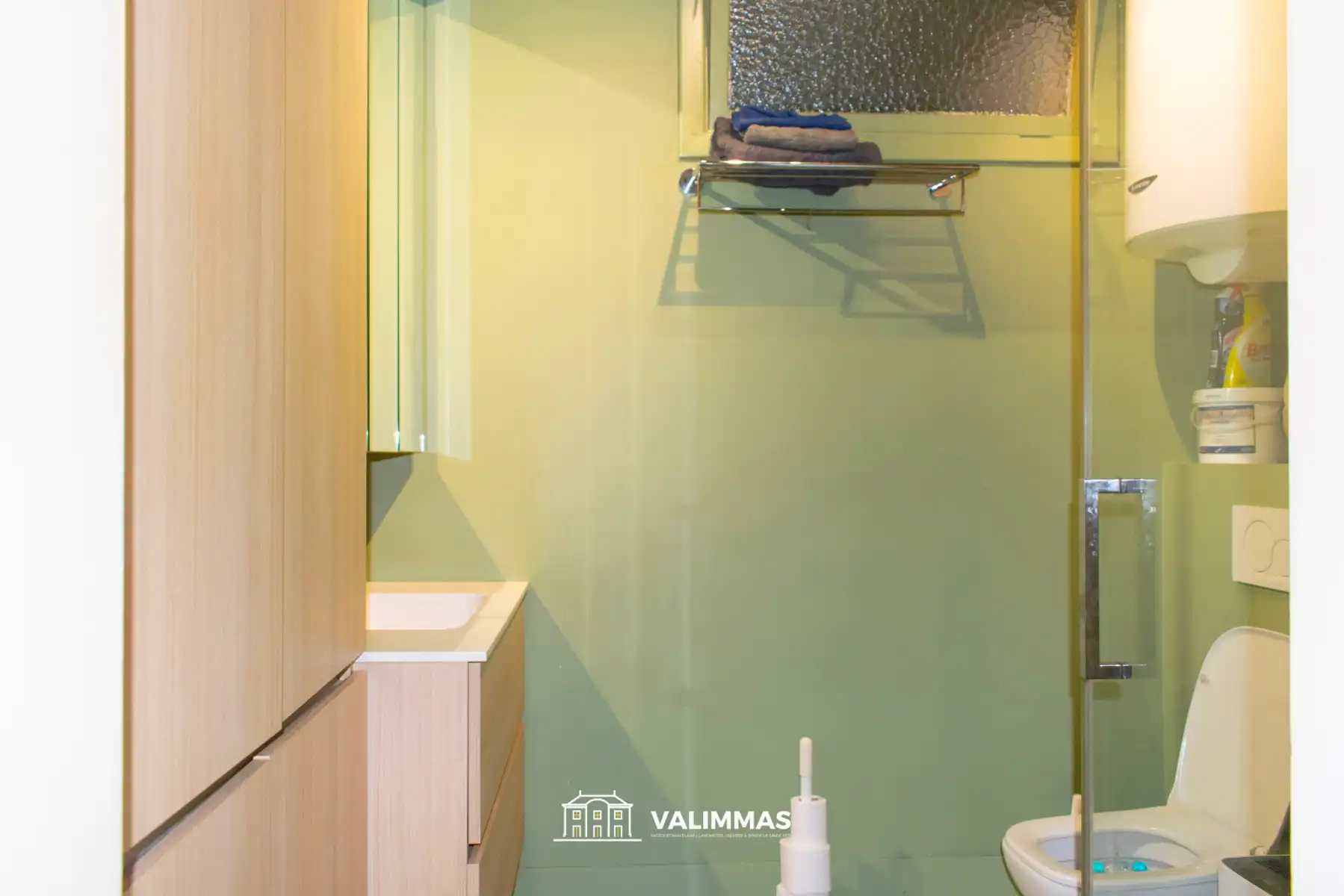 Welgelegen gelijkvloersappartement met groot terras en tuin foto 10