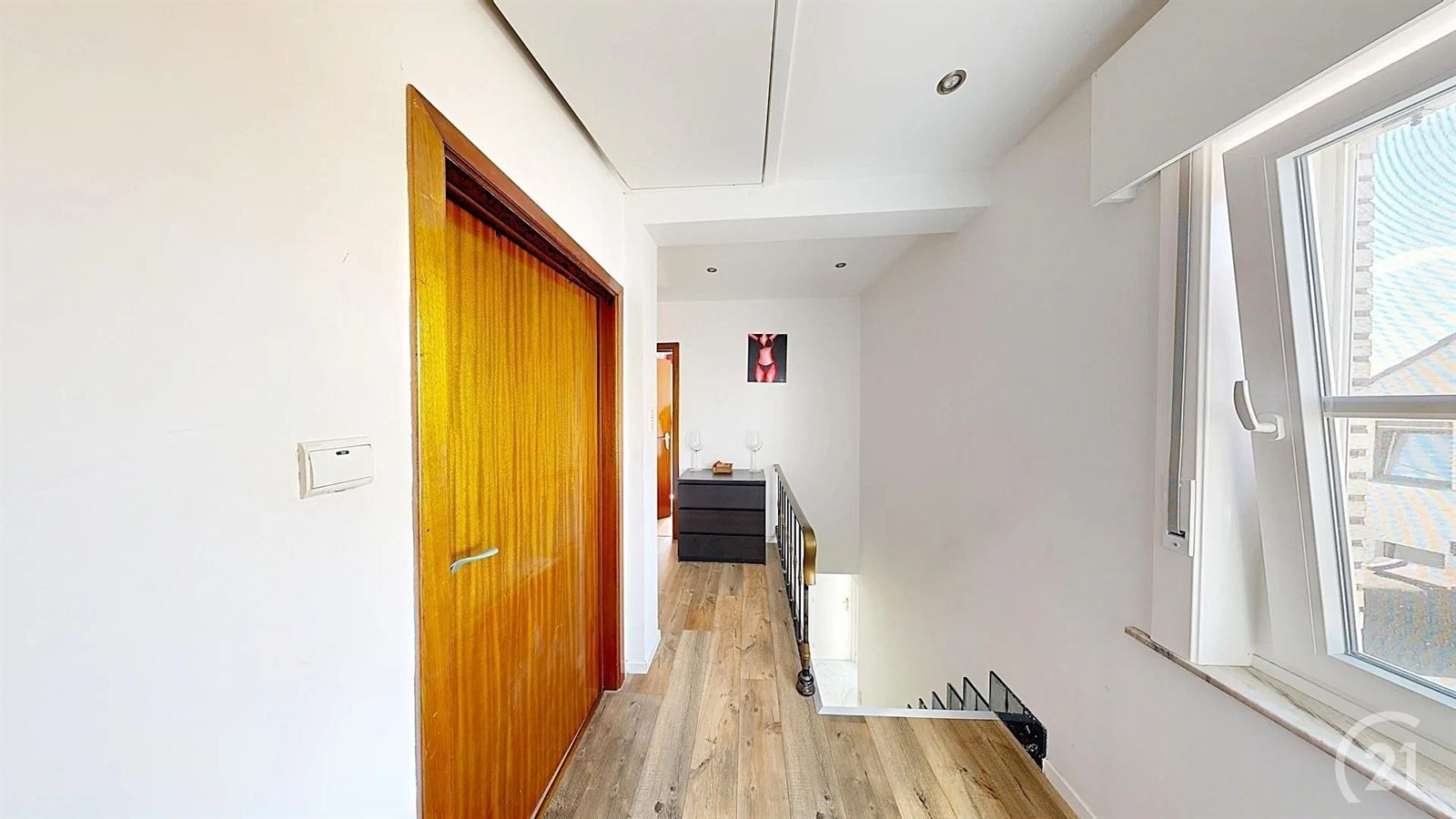 Gerenoveerde woning met tuin en 5 slaapkamers foto 16