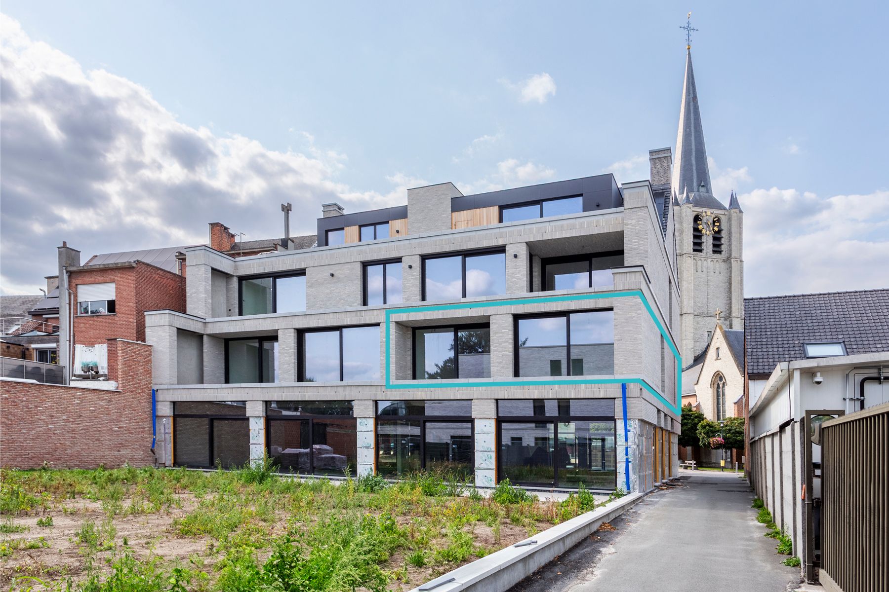 Nieuwbouw 3-slaapkamerappartement in hartje Wommelgem foto 3