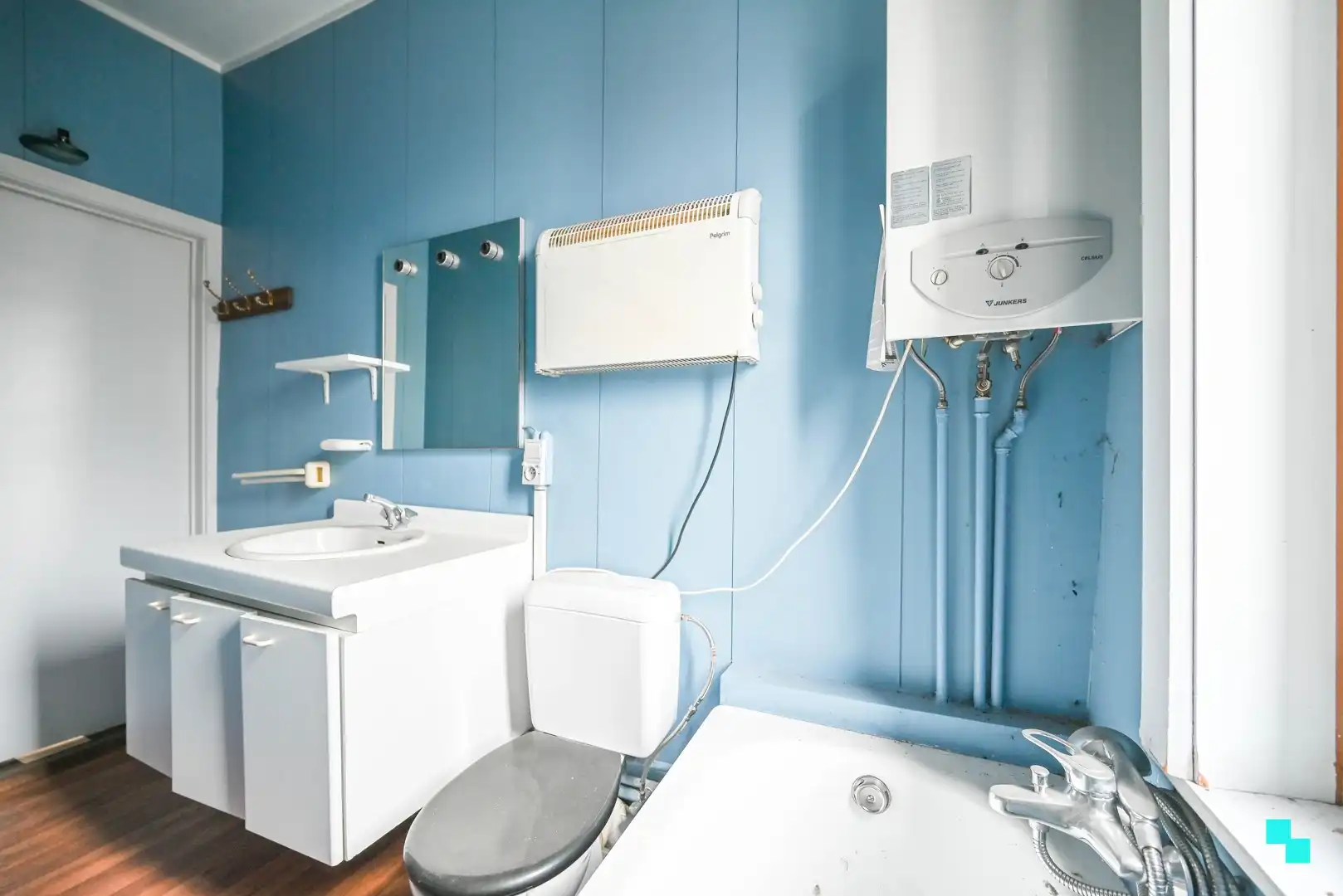 Handelspand met naastgelegen uitweg te Oostrozebeke foto 19