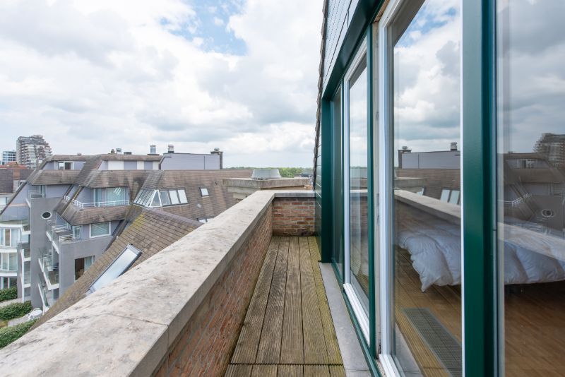 Uitzonderlijk duplex-appartement met 4slpk op toplocatie! foto 43