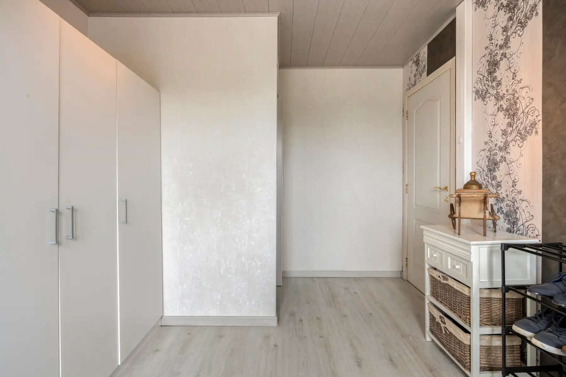 Instapklare woning met 2 (3) kamers en terras foto 21