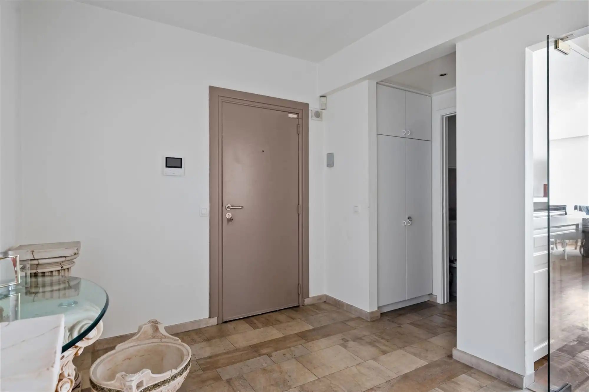 Instapklaar en lichtrijk appartement op toplocatie foto 13