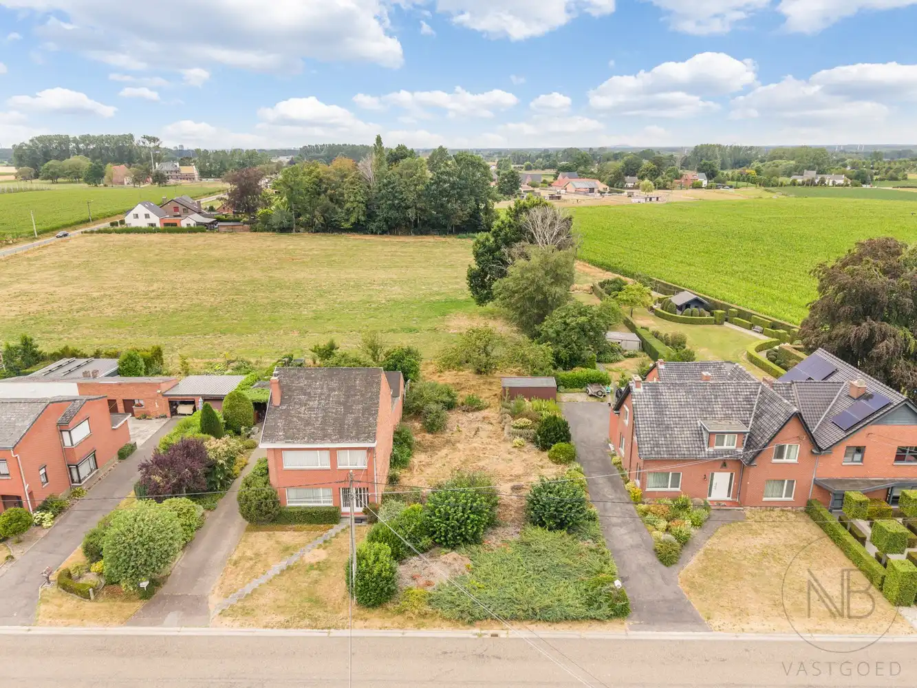 Ruime halfopen bebouwing op 618 m² DIEPENBEEK foto 3