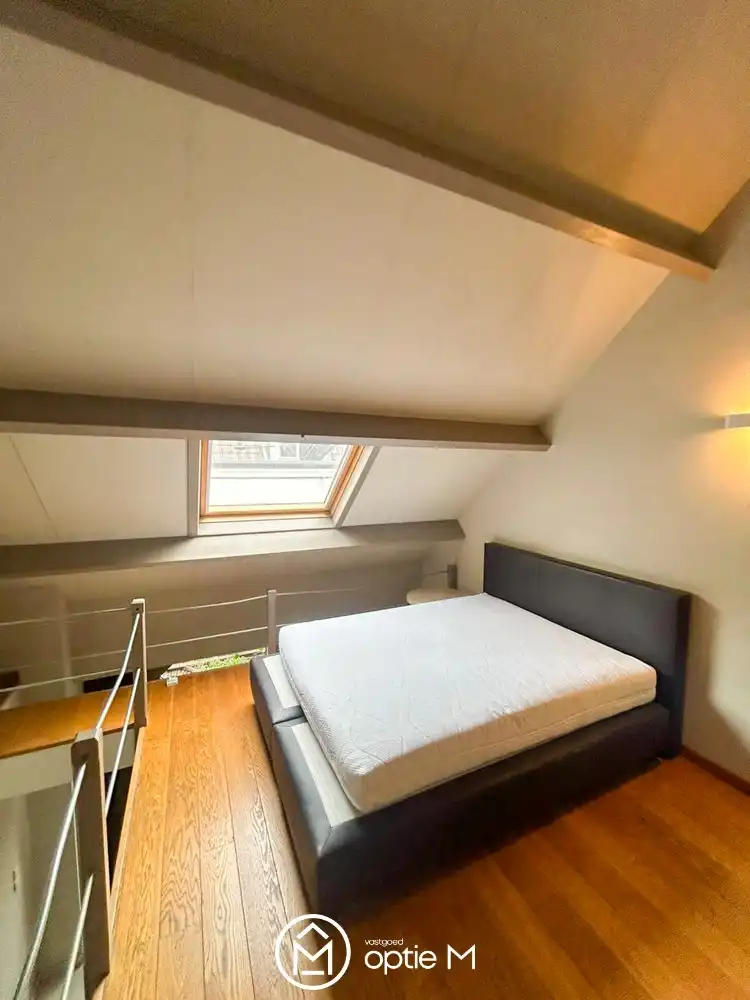 Bemeubelde duplex studio te huur in Hasselt – centrumligging met zicht op de Walputstraat foto 9
