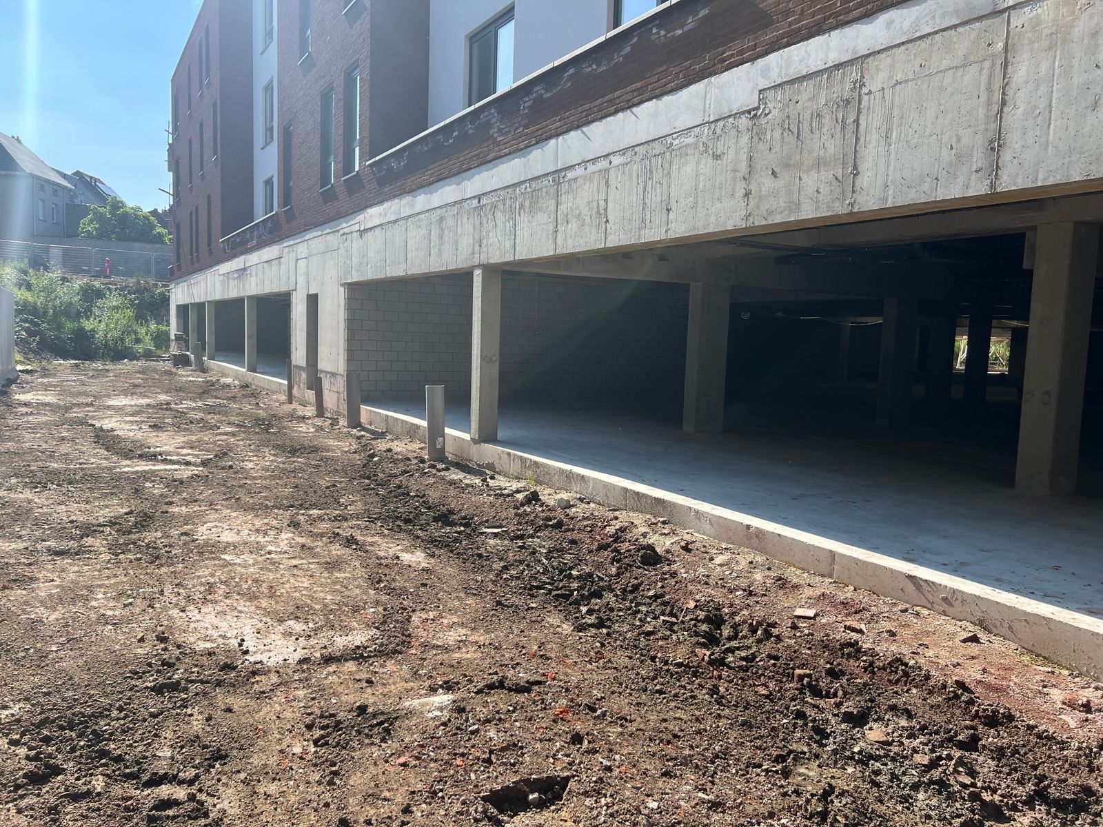 Overdekte staanplaats in prachtig nieuwbouwproject foto 2