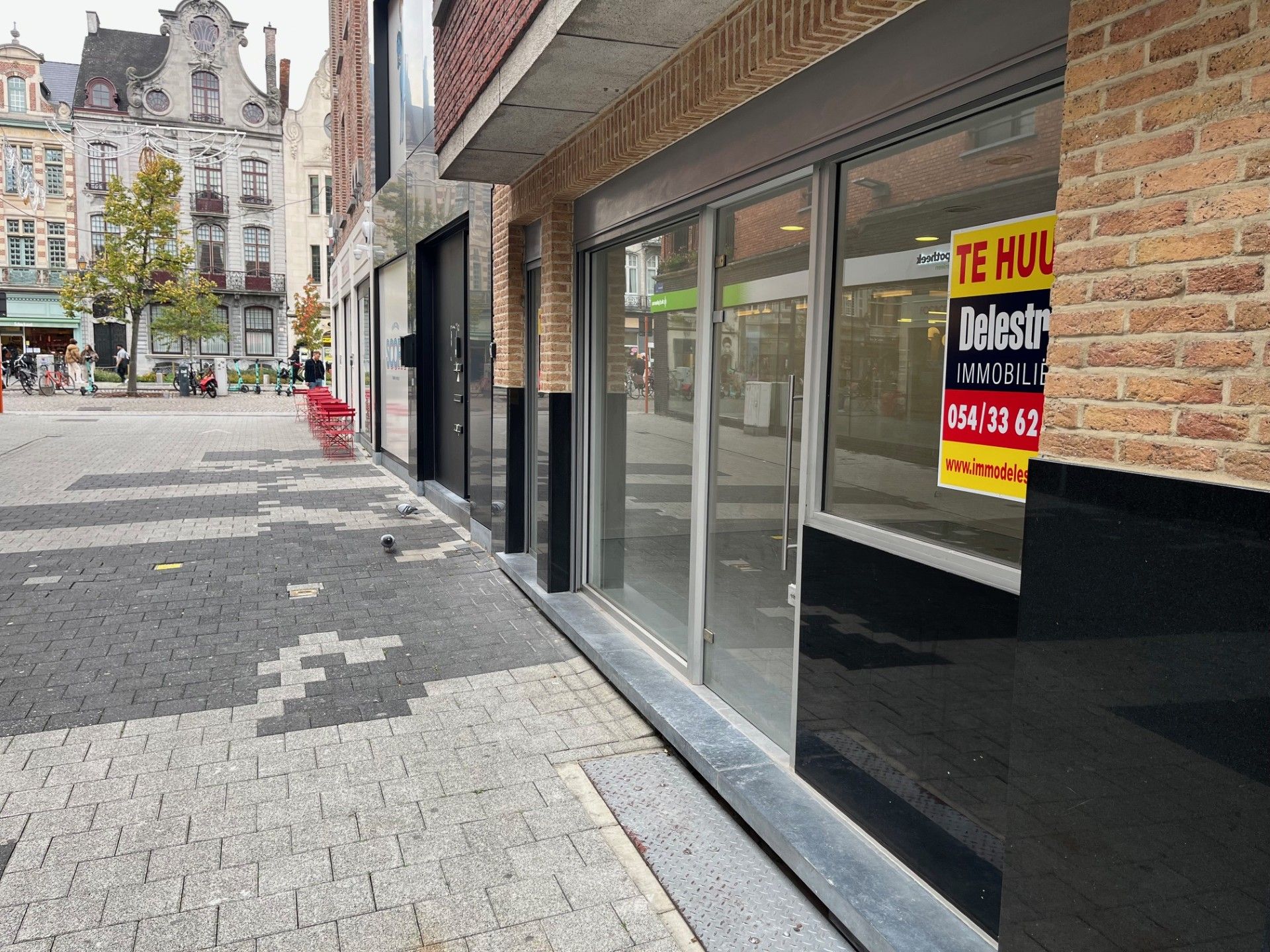 Compact en onderhoudsvriendelijk kantoor of winkelruimte in hartje Mechelen. foto 5