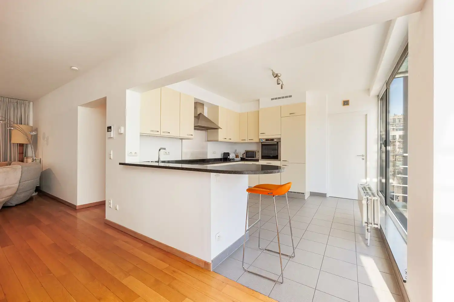 Ruim appartement 3slpks met zicht op de jachthaven ‘t Eiland foto 9