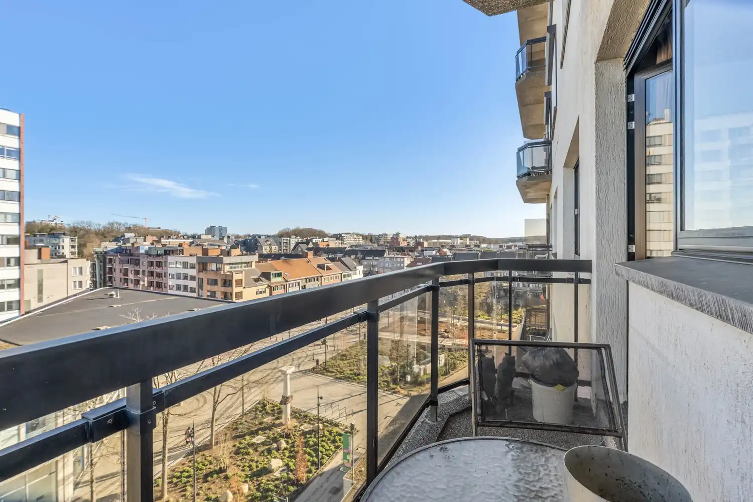 Lichtrijk appartement van 90 m² te huur in hartje Genk foto 13