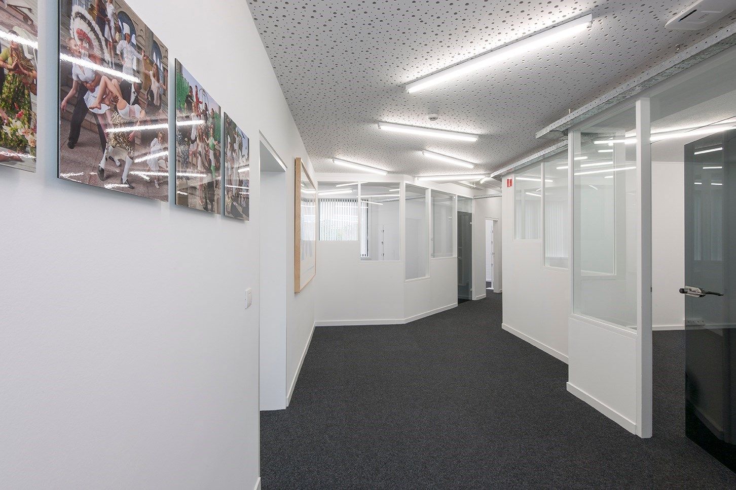 Instapklare kantoorruimte  (32 m²) met parking en alle faciliteiten inclusief, Torhout. foto 16