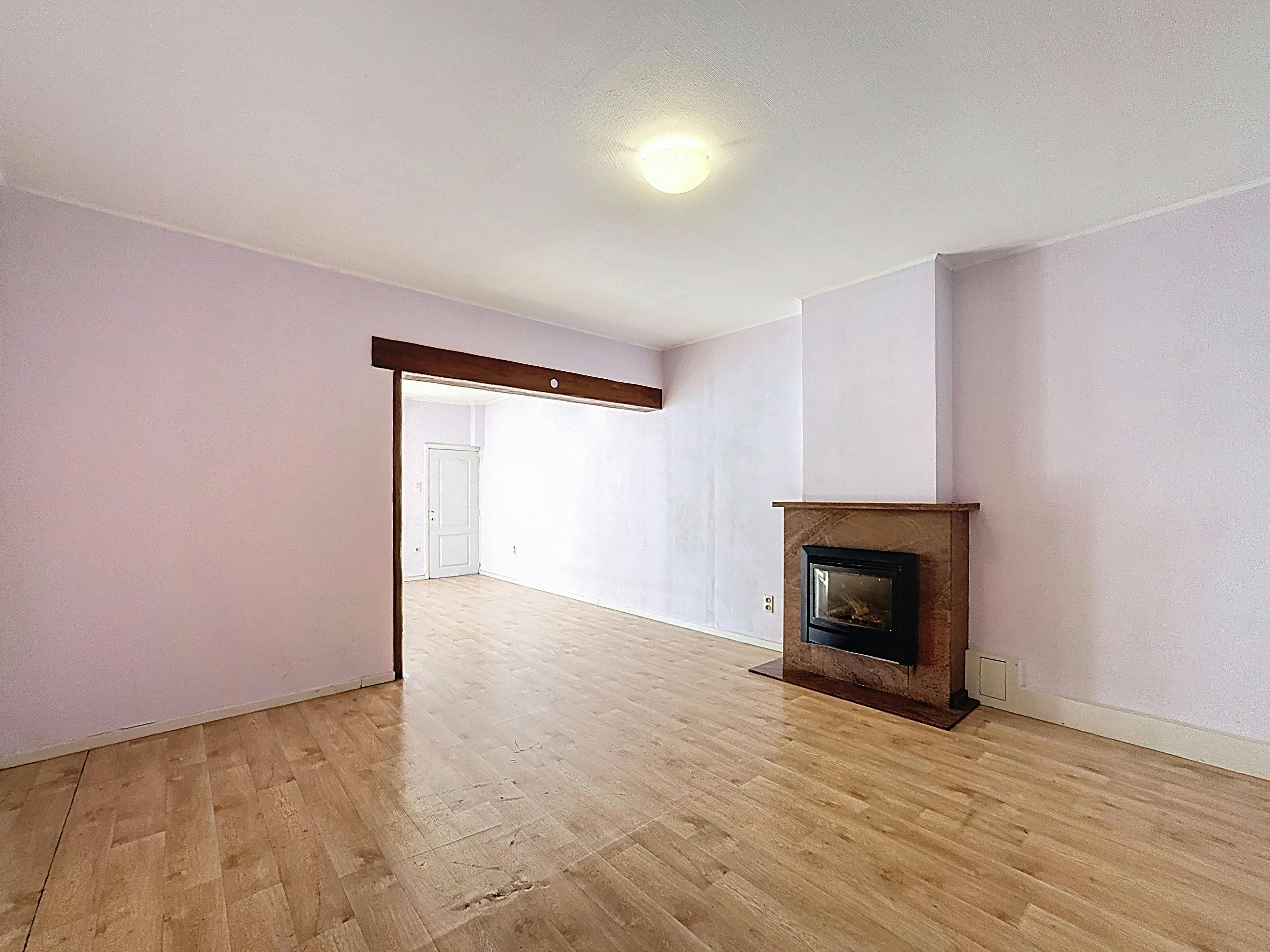 Huis met 3 slaapkamers en veel potentieel te koop in Heist foto 4