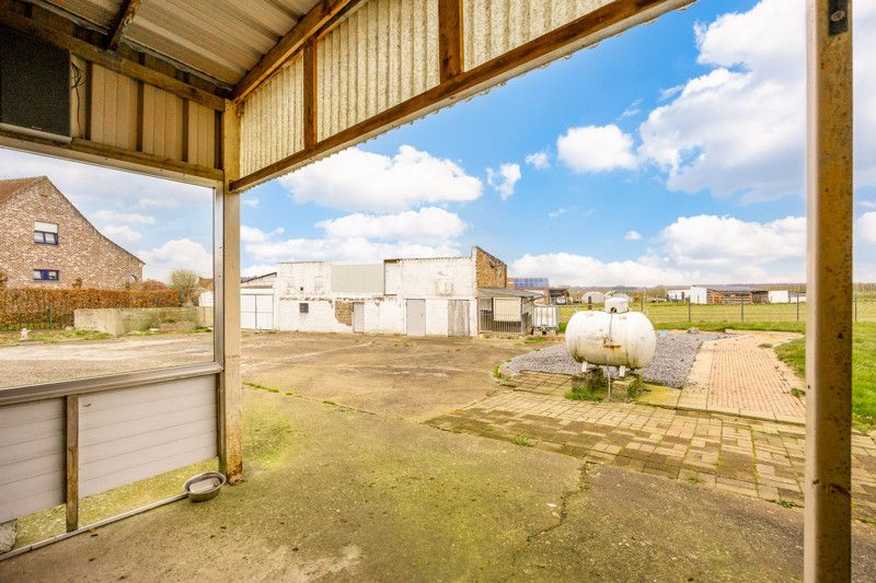 Woning met veel mogelijkheden op 15are 82ca foto 25