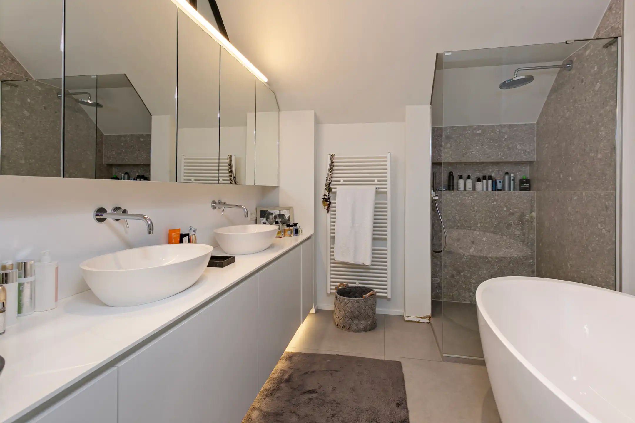 ANTWERPEN EILANDJE - Riante loft met zicht op de jachthaven foto 23