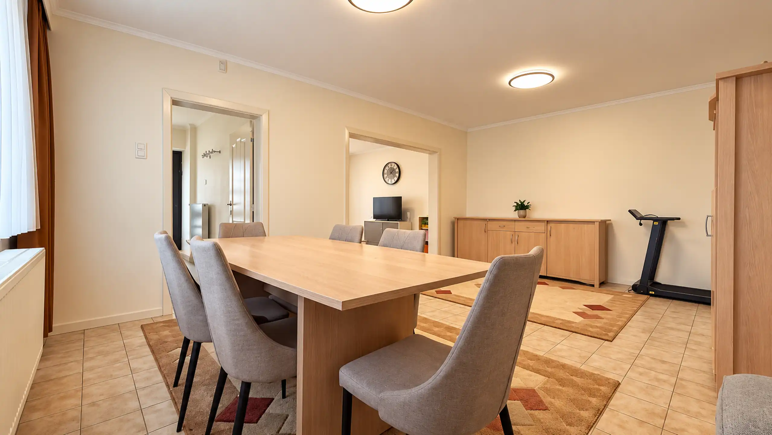 Ruime woning met 3slpk, tuin en garage op toplocatie! foto 7