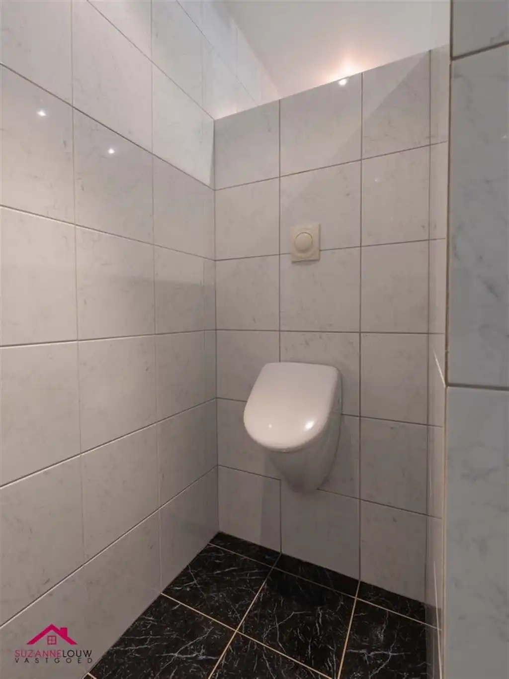 Ruime vrijstaande en instapklare woning in hedendaagse stijl foto 42