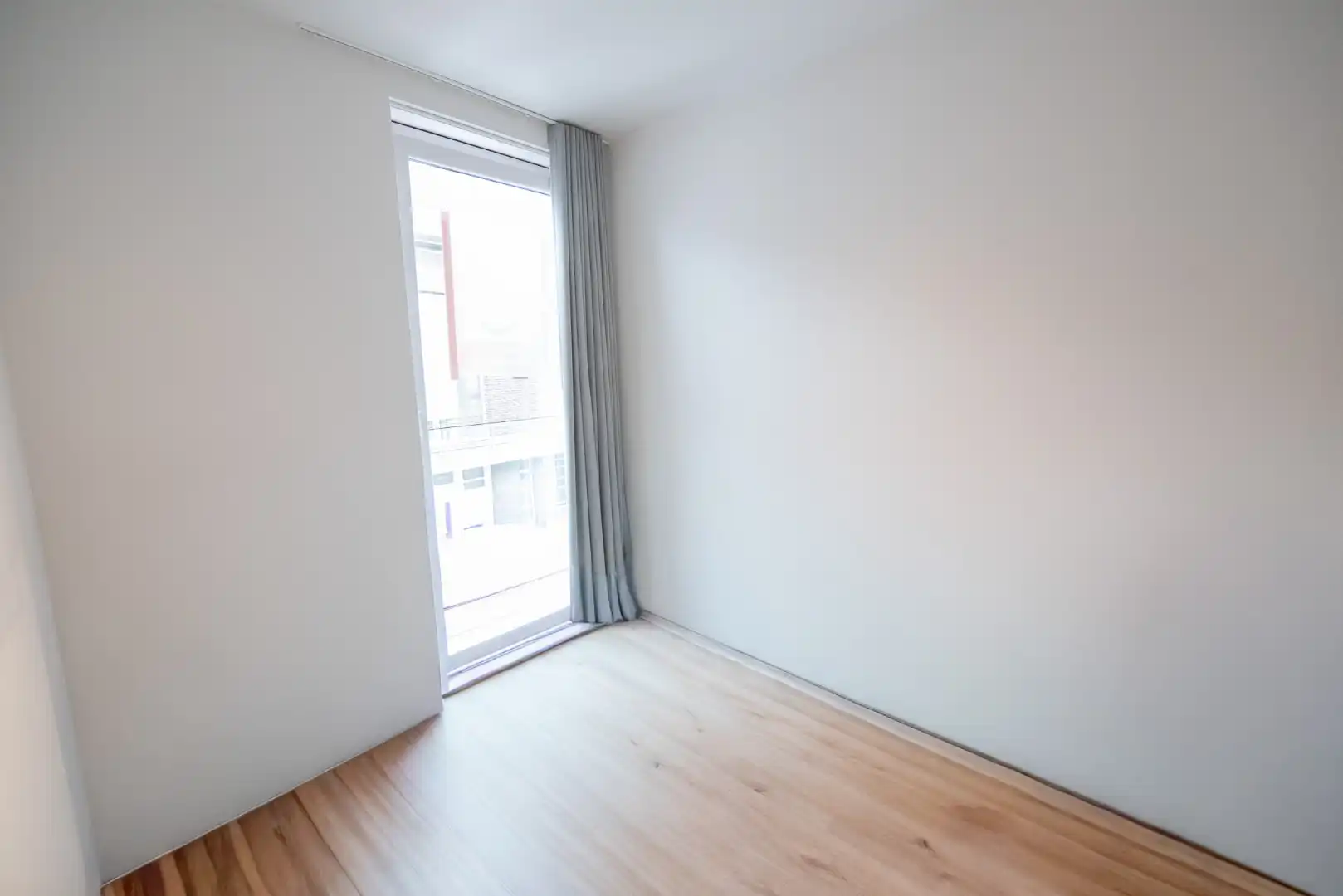 Recent 2 slaapkamer-appartement TE KOOP op ’t Gaverke in Waregem! foto 7