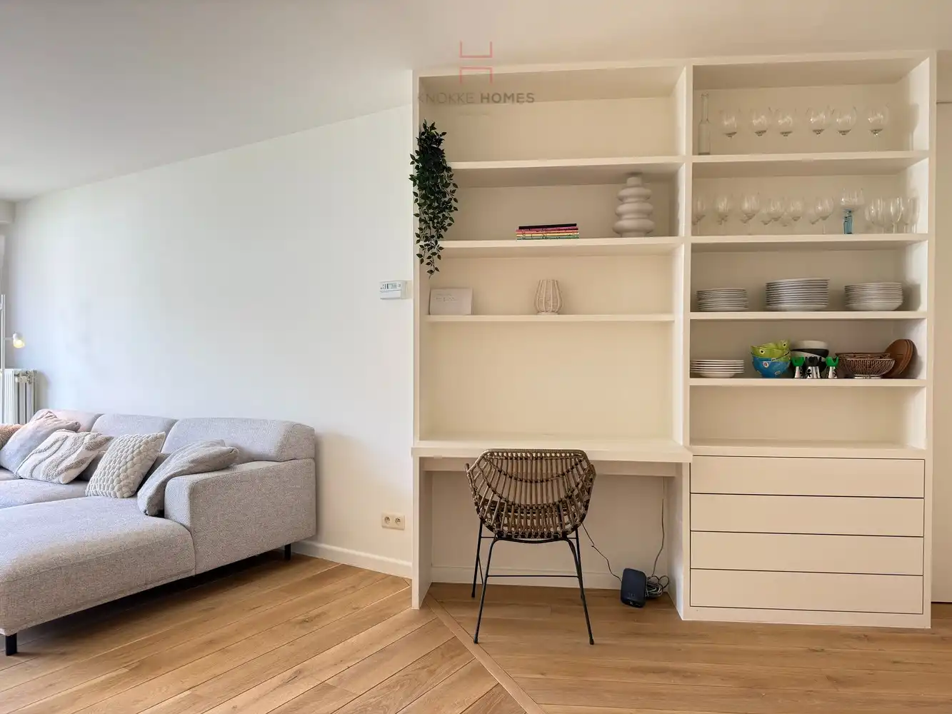 Gemeubeld twee-slaapkamerappartement met zonnig terras foto 5