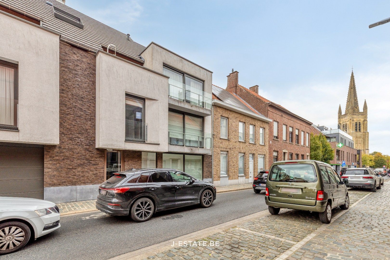 Prachtig 2-slaapkamerappartement in Residentie Blasius – Hartje Rumbeke foto 2