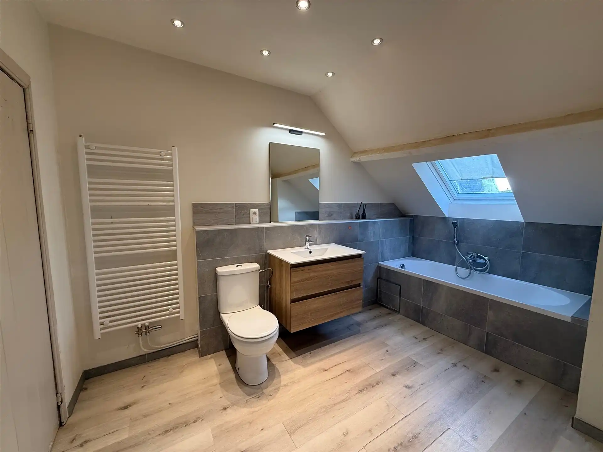 Duplex appartement met tuin in rustige omgeving te Wemmel foto 8