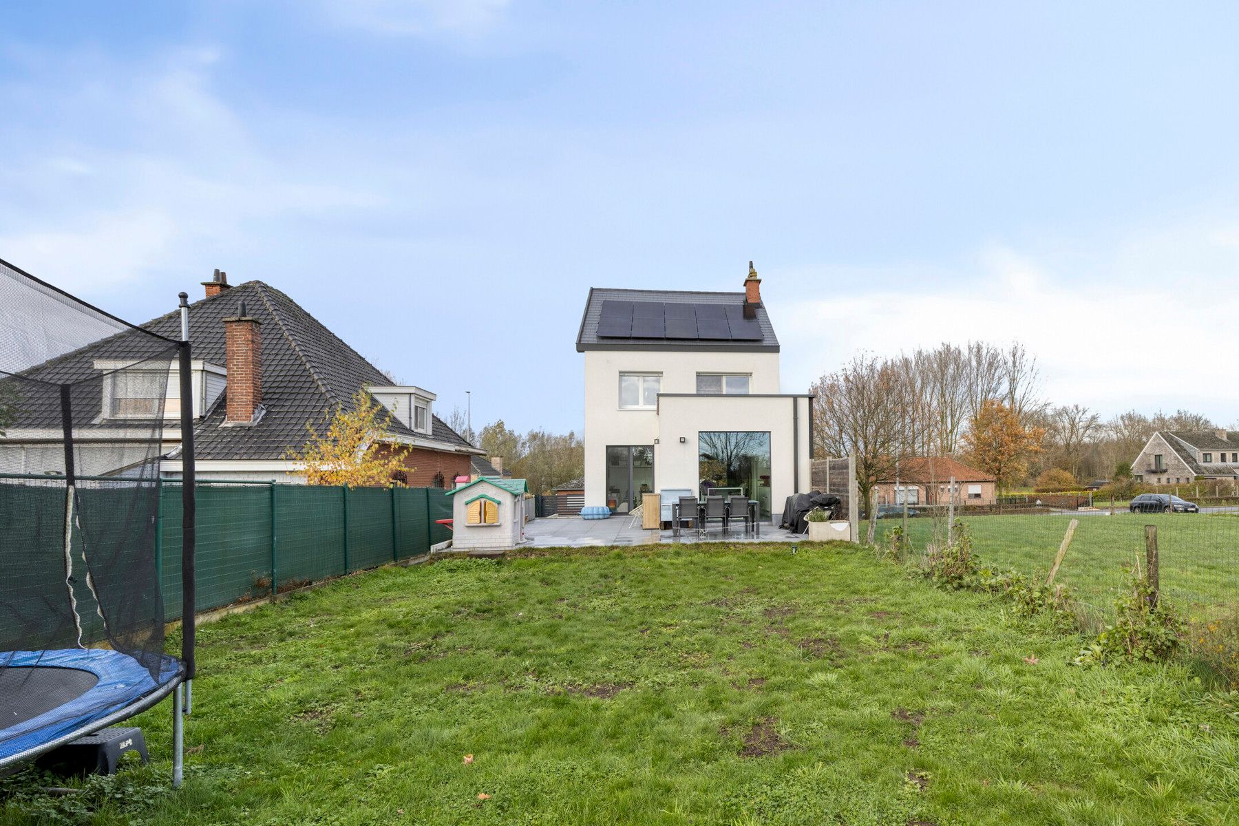 Instapklare woning met 3 slaapkamers, garage en tuin! foto 21