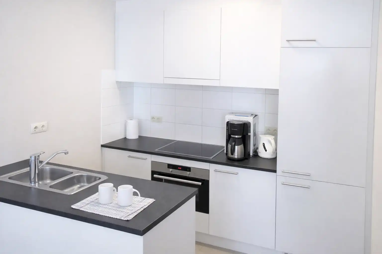 Recent appartement met zuid-terras en lift foto 4