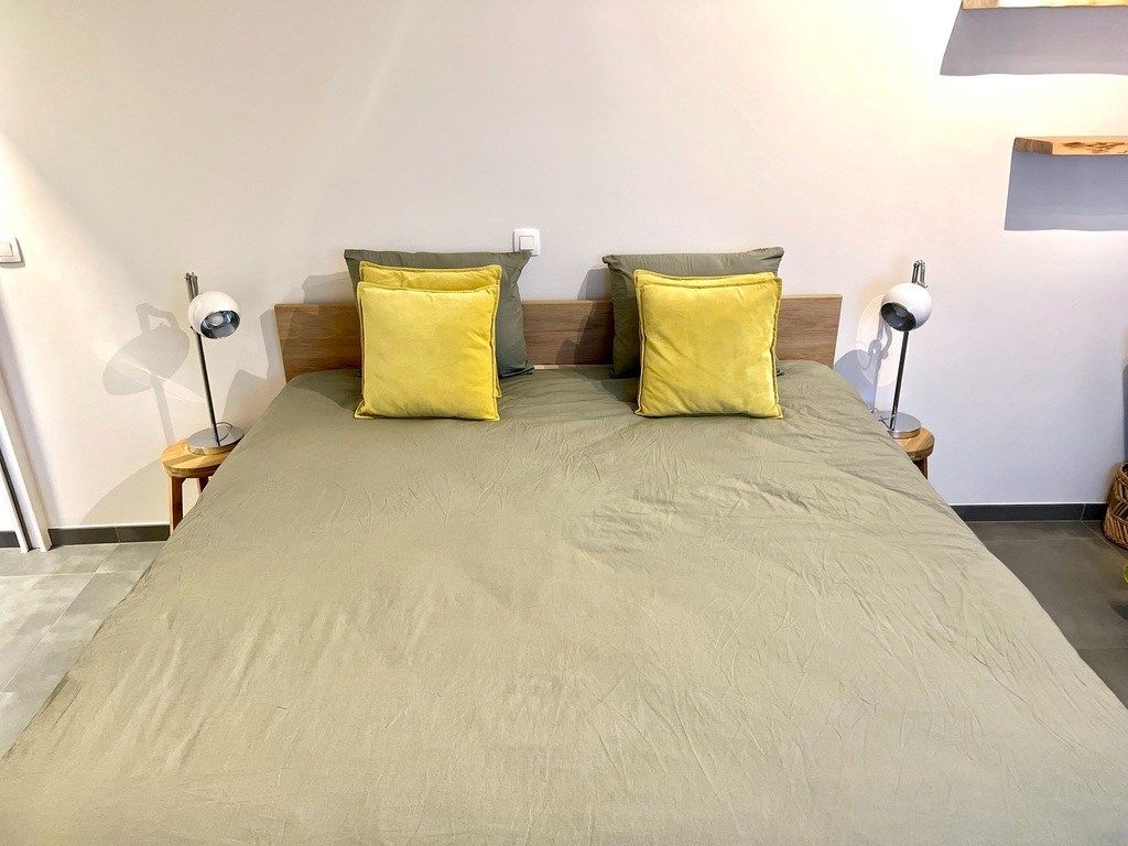 Stijlvol gemeubeld appartement met zeer groot terras en 2 slaapkamers foto 12