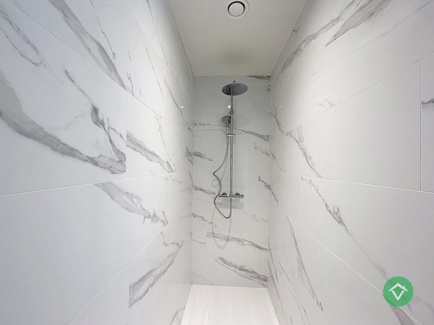 Volledig gerenoveerd appartement op de eerste verdieping met terras – De Mokker, Koekelare foto 9