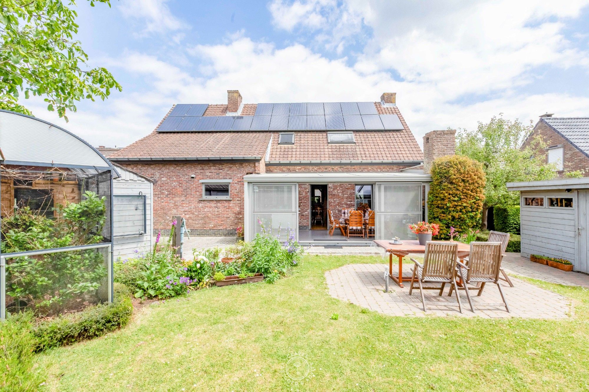 Charmante gezinswoning met prachtige tuin foto 10