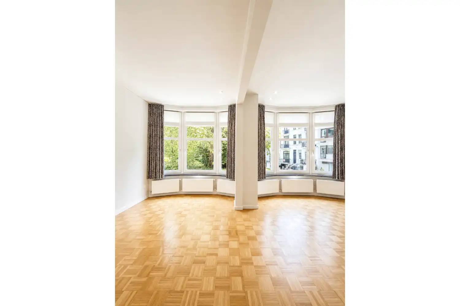Gerenoveerd appartement op toplocatie aan het Prinses Clémentinaplein in Oostende foto 6