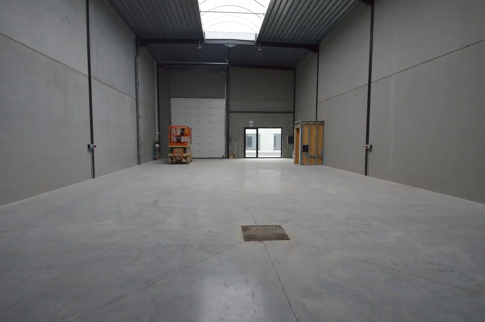 Nieuwbouw KMO-Unit in Waregem/Sint-Eloois-Vijve incl. 2 standplaatsen (Unit 3) te huur foto 5