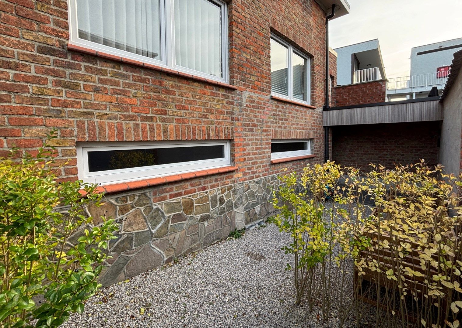 Moderne, energiezuinige woning te koop op toplocatie aan zee foto 17