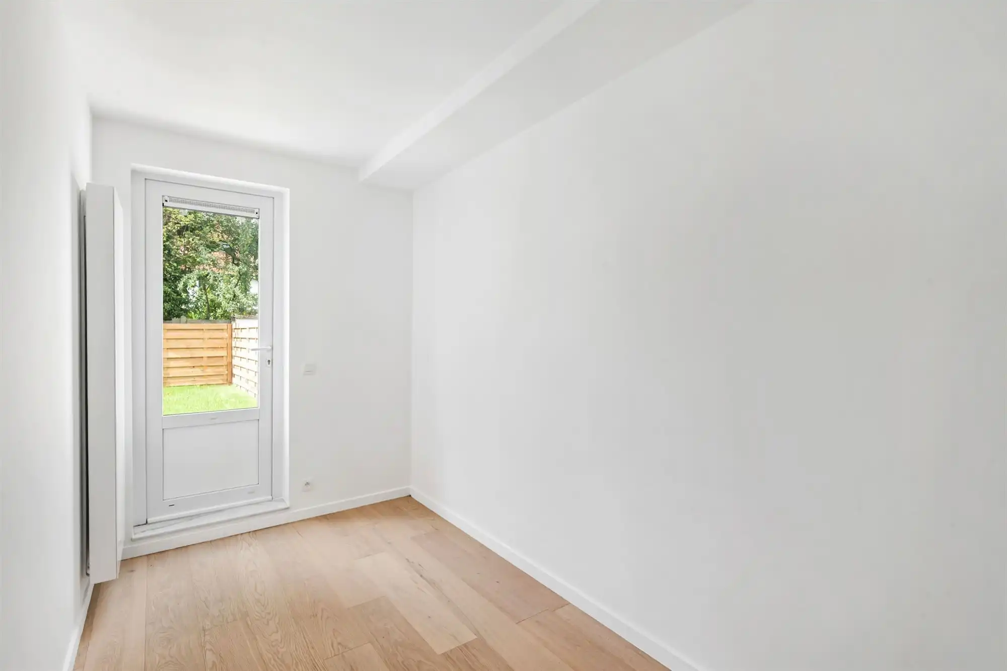 Groen omgeven wonen in gegeerde Unitaswijk foto 12