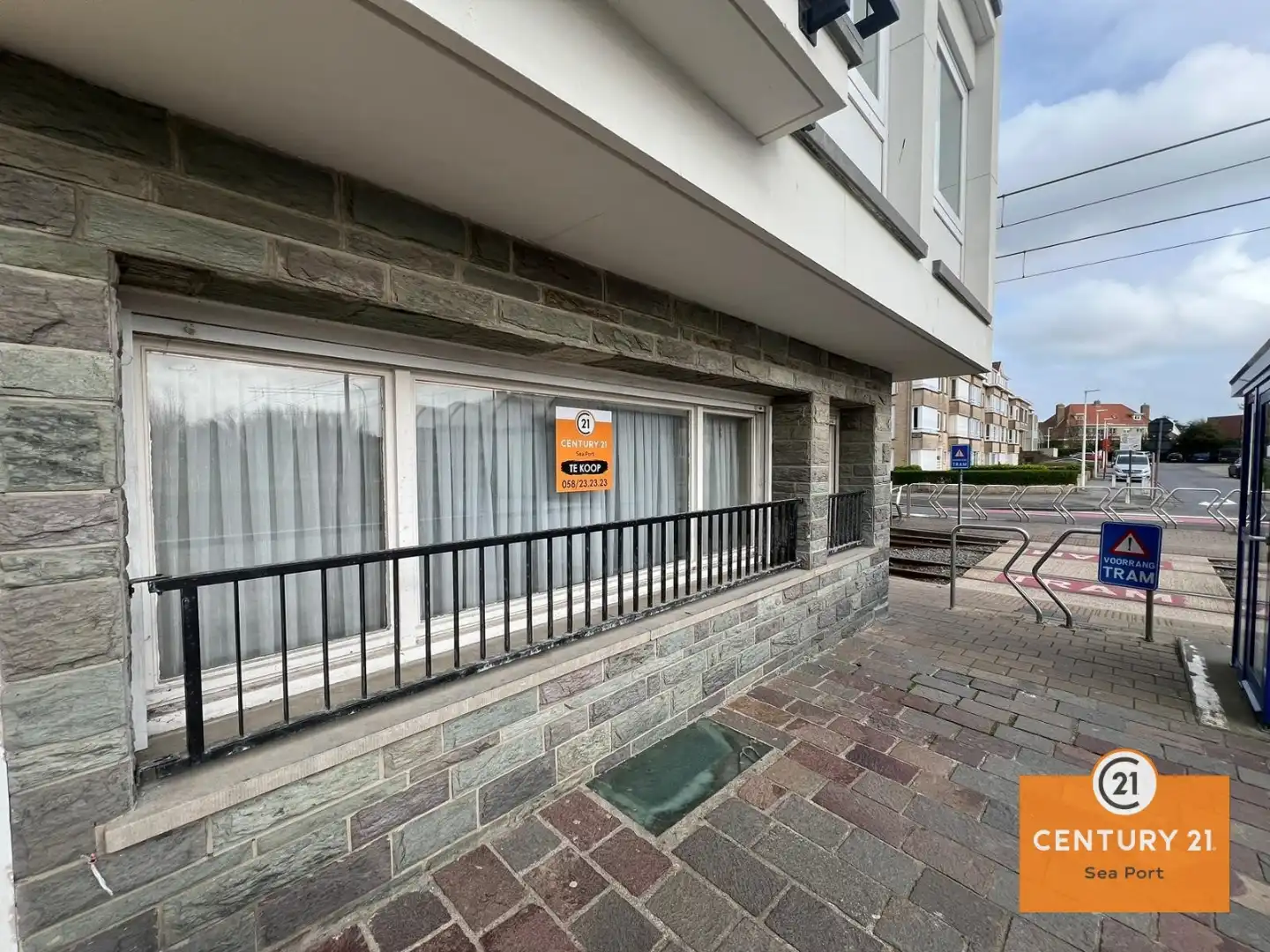 Centraal gelegen te renoveren studio in Nieuwpoort-bad. foto 6