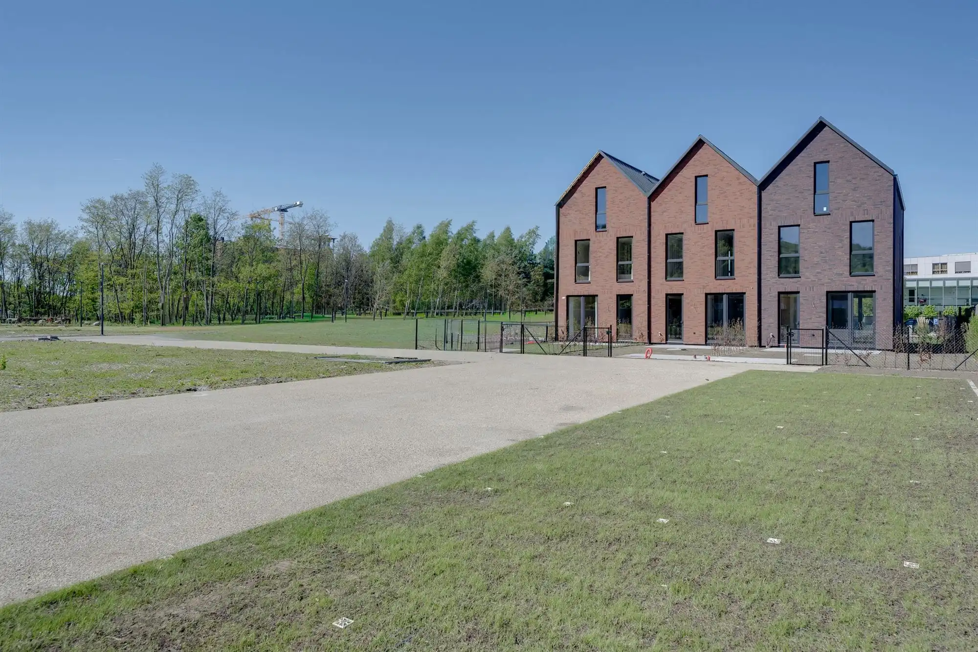 LICHTRIJK EN ENERGIEZUINIGE AFGEWERKTE WONING OP be-MINE foto 23