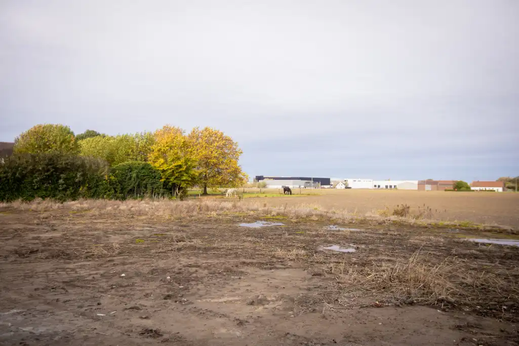 Uitzonderlijk mooi gelegen stuk bouwgrond voor alleenstaande bebouwing foto 5