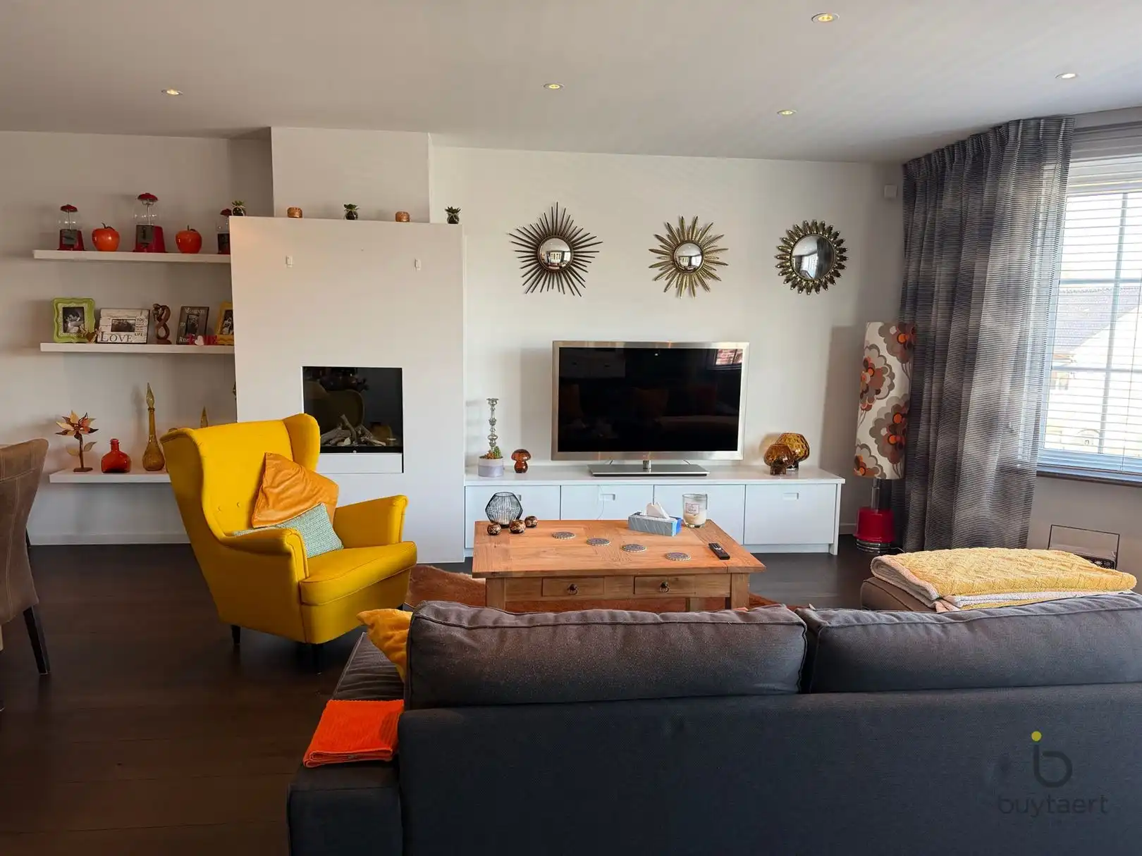 Duplex appartement met drie slaapkamers en prachtig terras te Schilde. foto 4