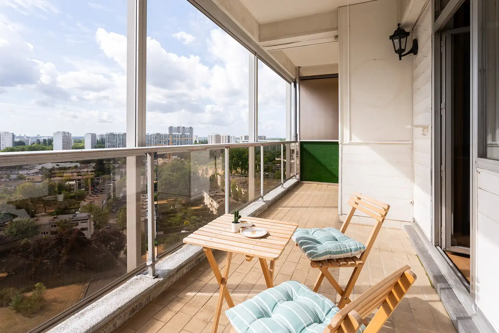 Lichtrijk 2-slaapkamerappartement met ruim terras en panoramisch uitzicht foto 20