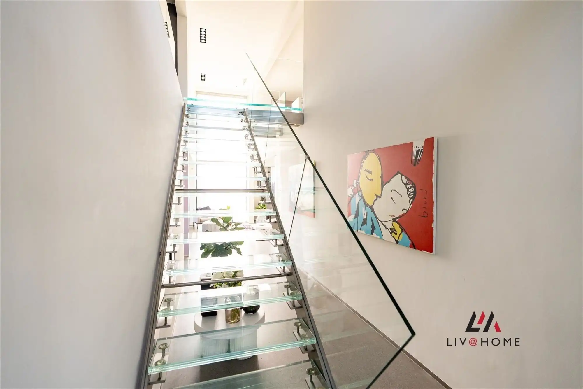 Moderne landbouwwoning met serre en loods op +/- 2  ha foto 9