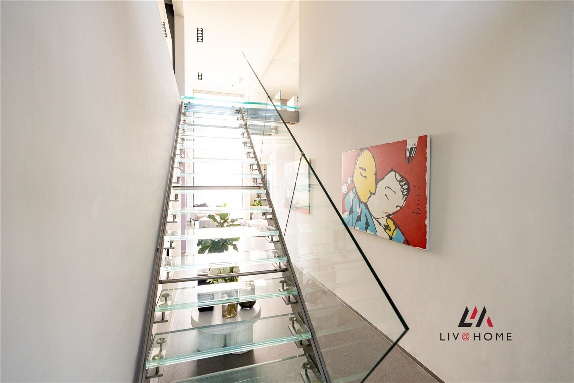 Moderne landbouwwoning met serre en loods op +/- 2  ha foto 9