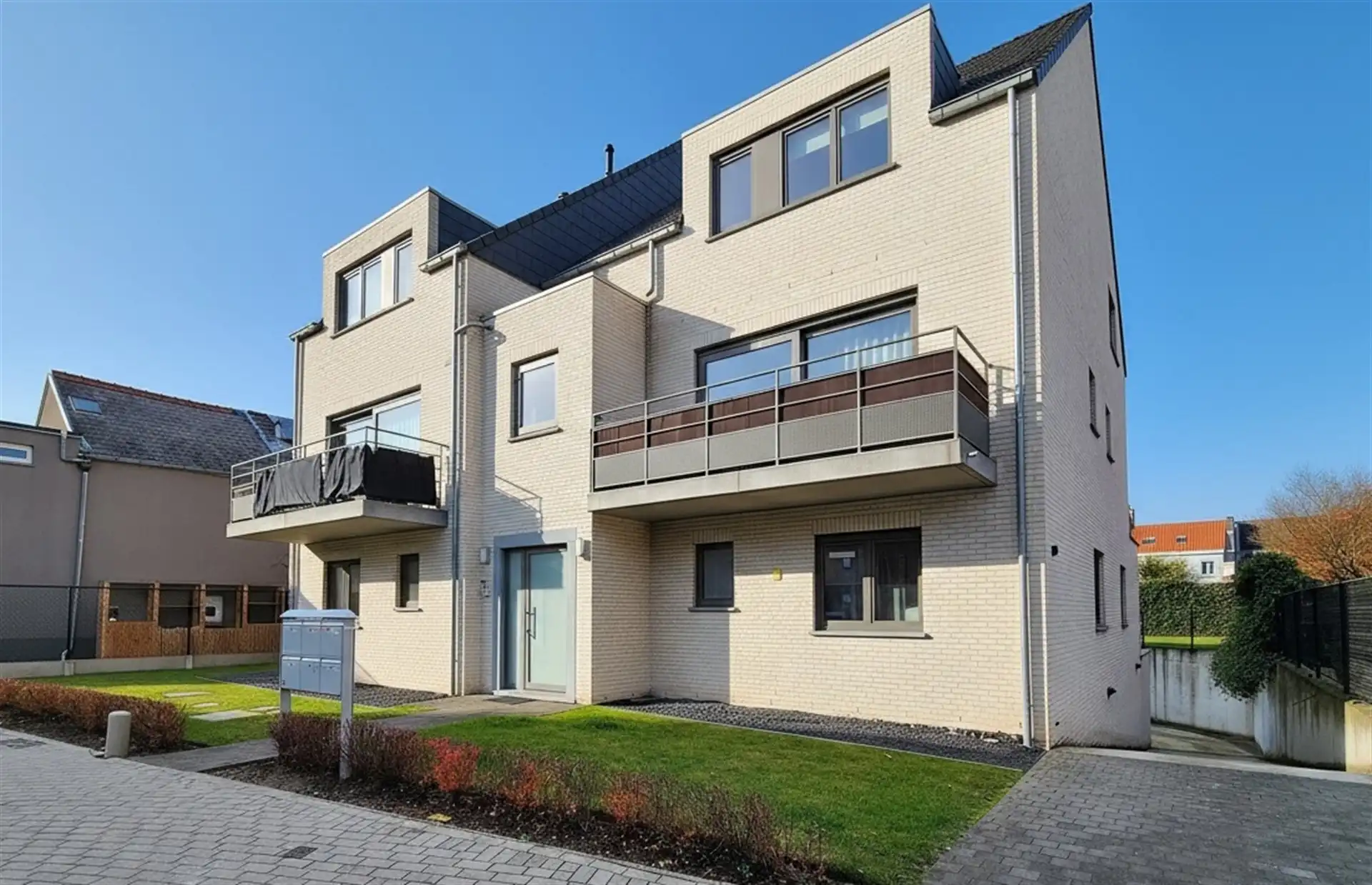  foto {{pictureIndex}}