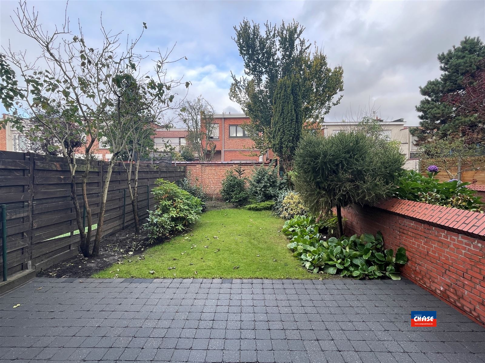 Gelijkvloersappartement met één slaapkamer, prachtige tuin en grote kelder foto 5