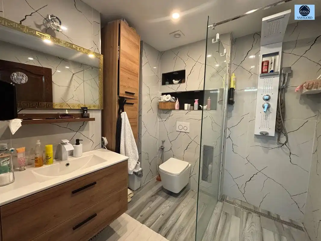 HUIS foto 8