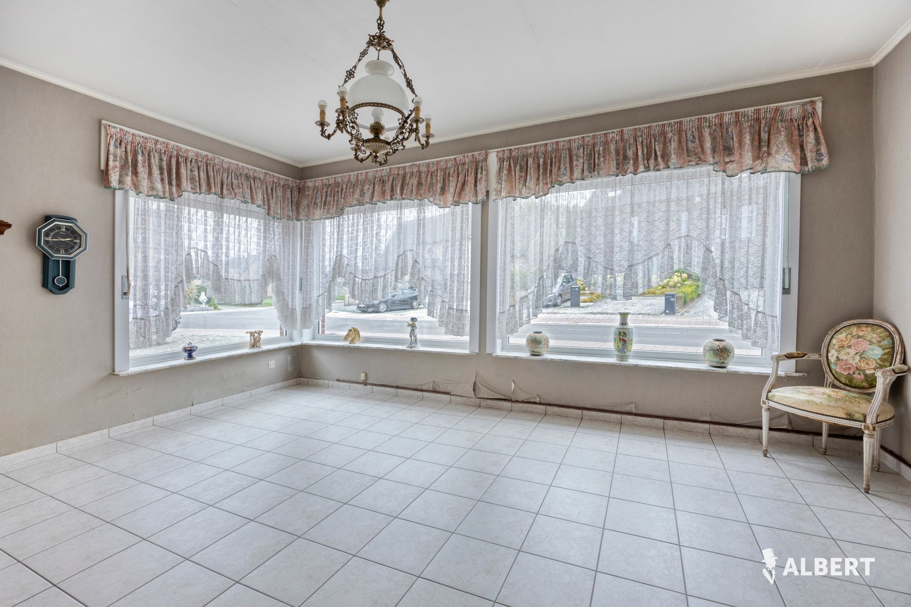 Charmante op te frissen woning met weidezicht foto 4