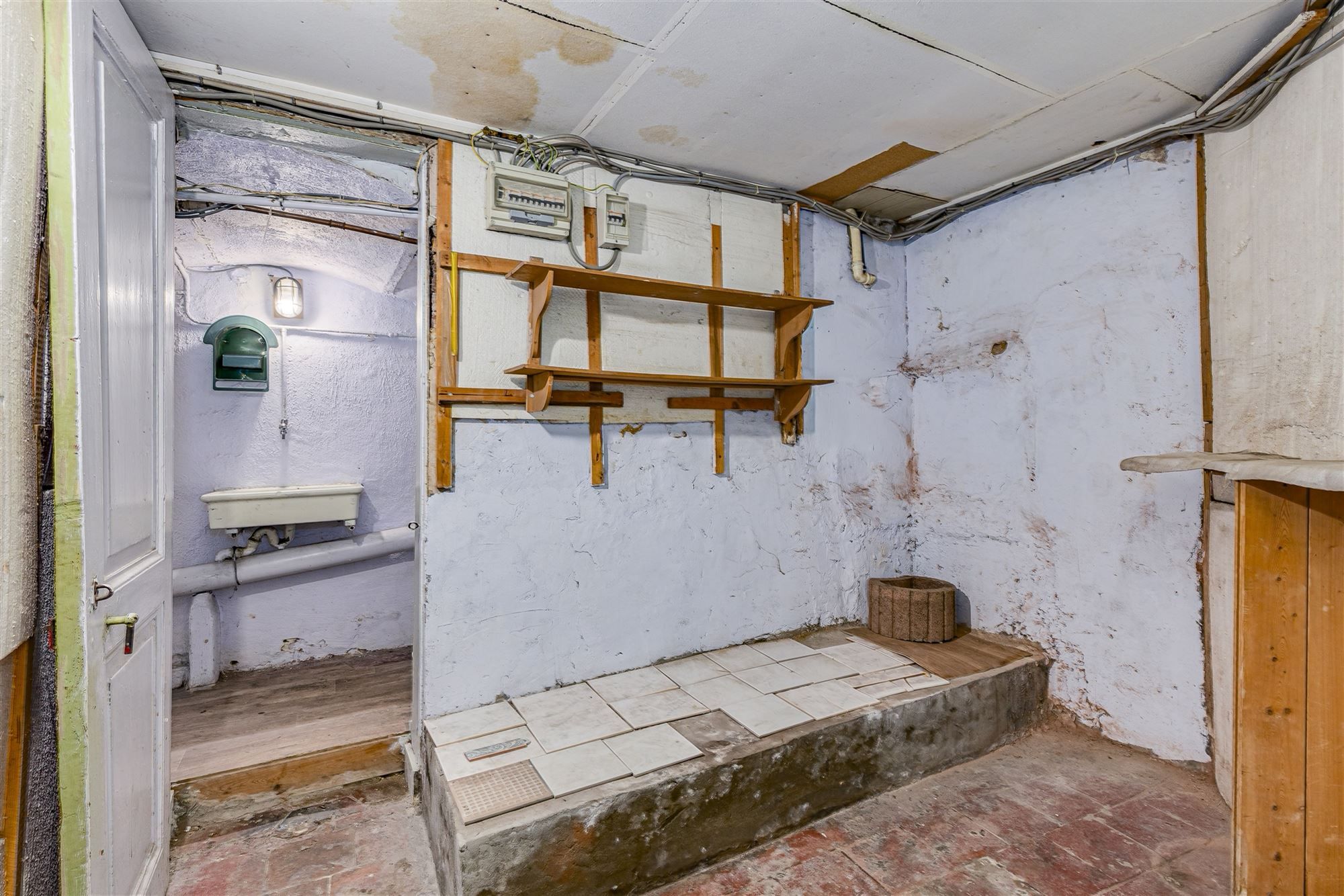 Charmante woning met enorm potentieel in hartje Berchem foto 17