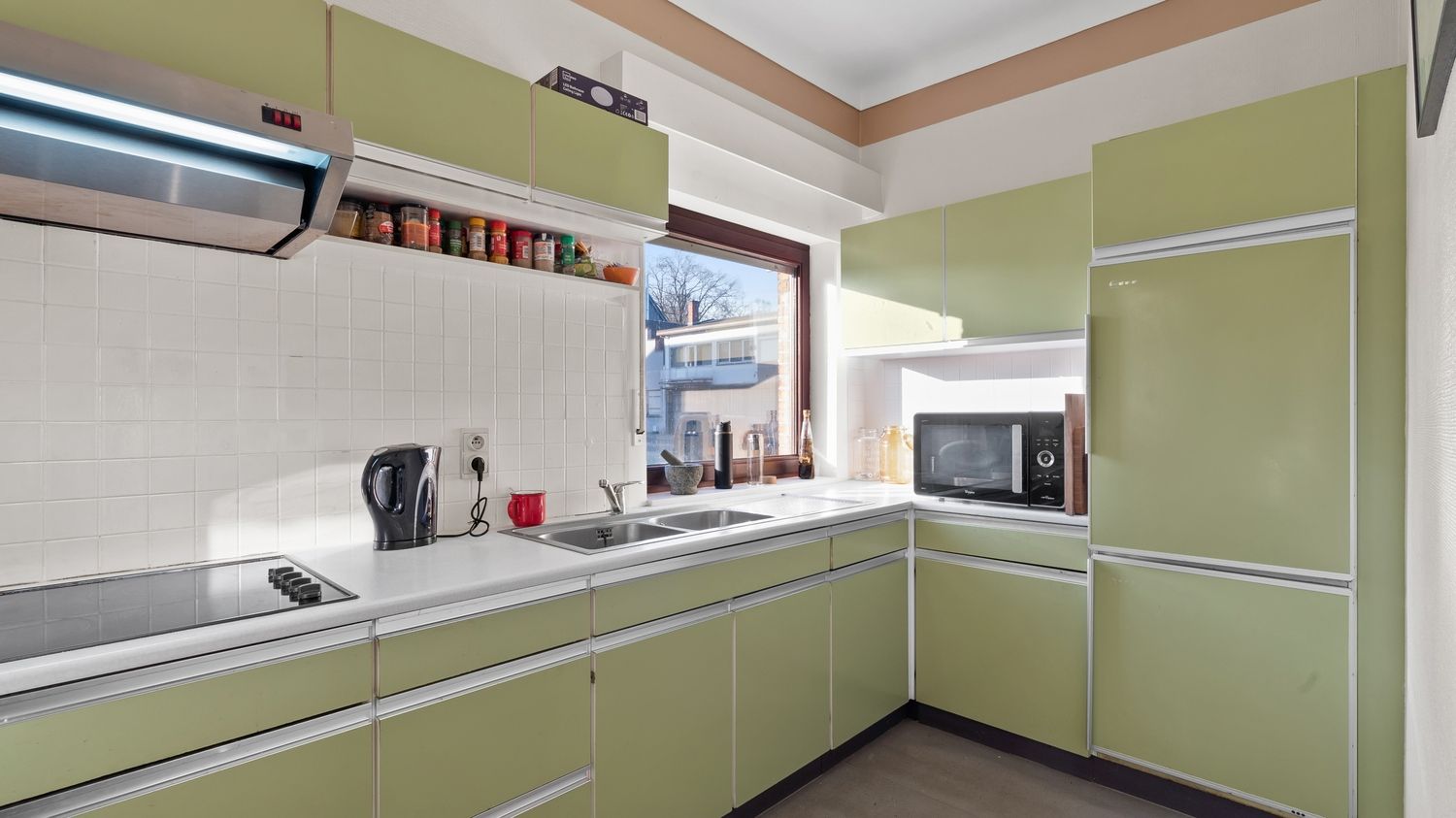 Te renoveren halfopen bebouwing met 2 slaapkamers. foto 9