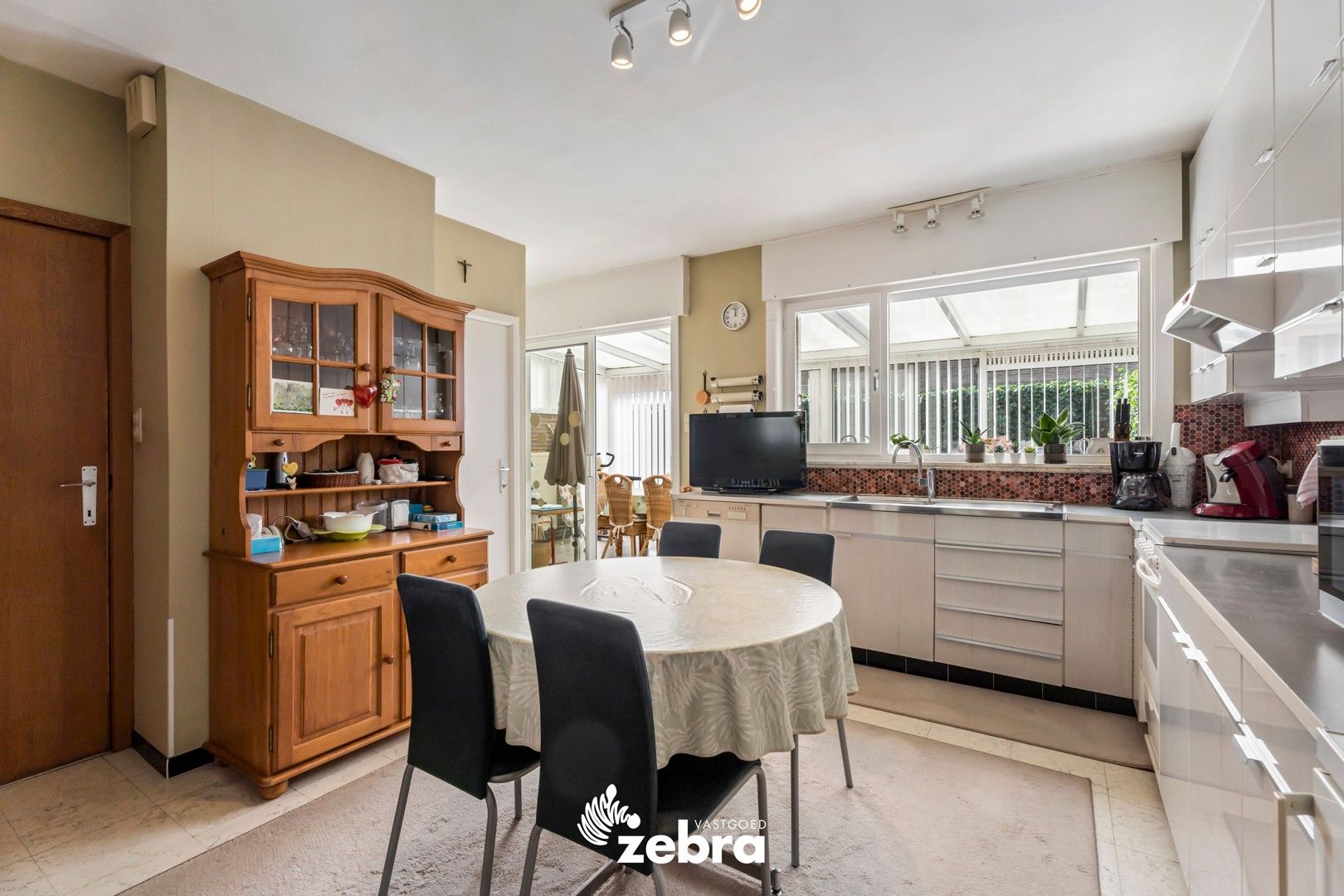 HOB in Sint-Andries met 5 slaapkamers! foto 9