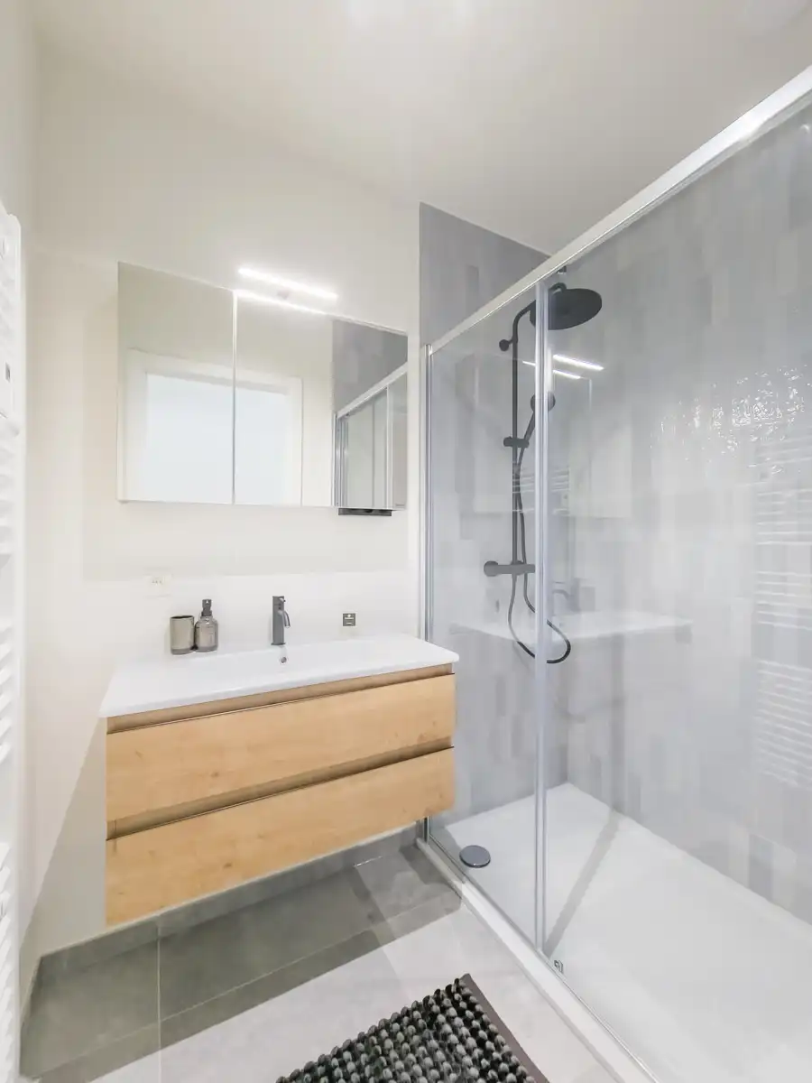 Gemeubelde studio met mooi terrras (Nieuw Zuid) foto 11