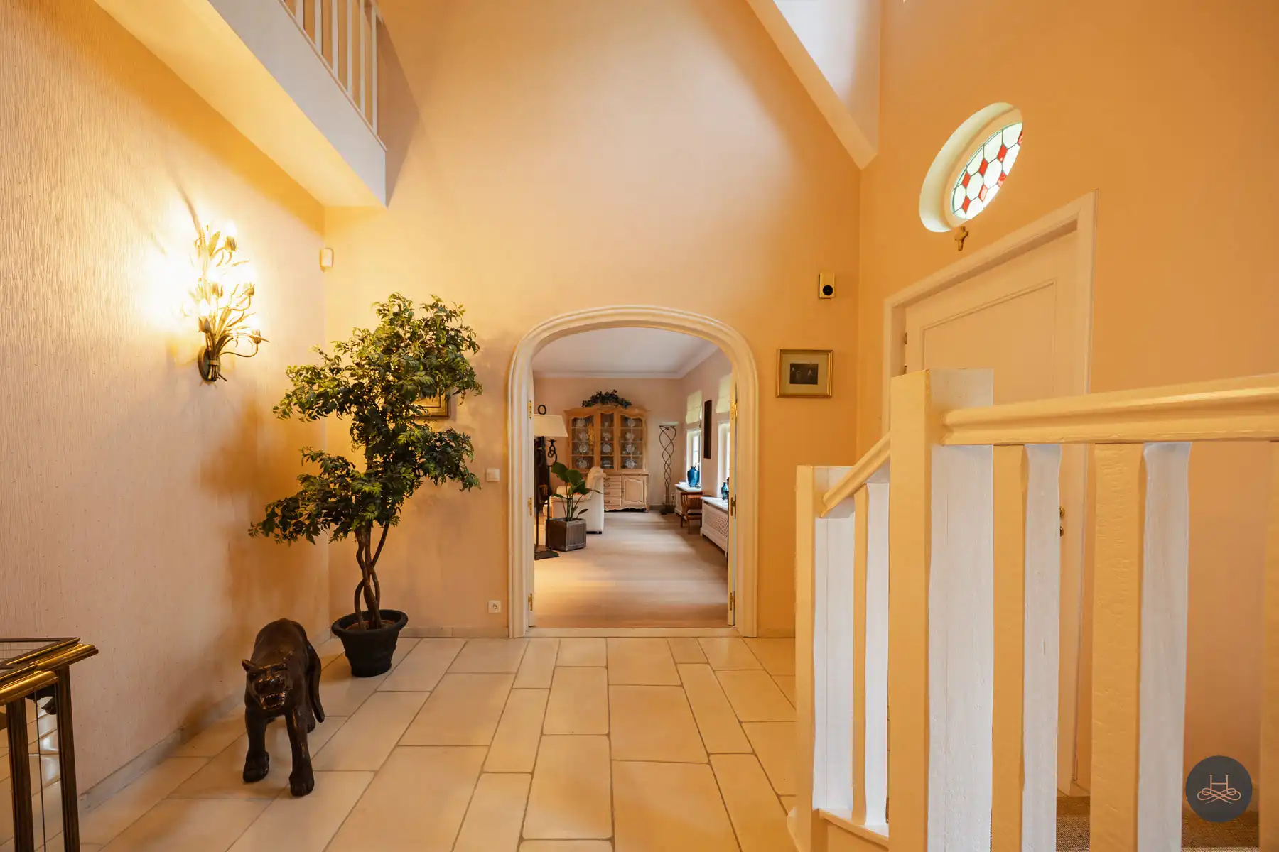 Exclusieve villa met binnenzwembad foto 3