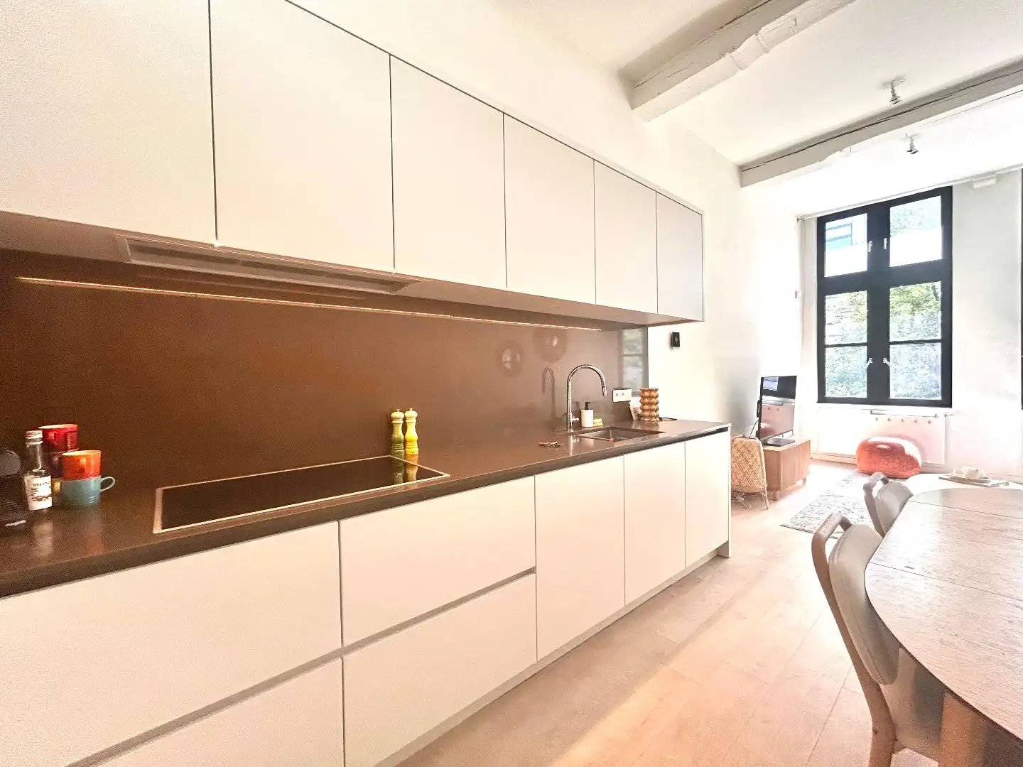 Unieke duplex nabij de Groenplaats te huur  foto 3